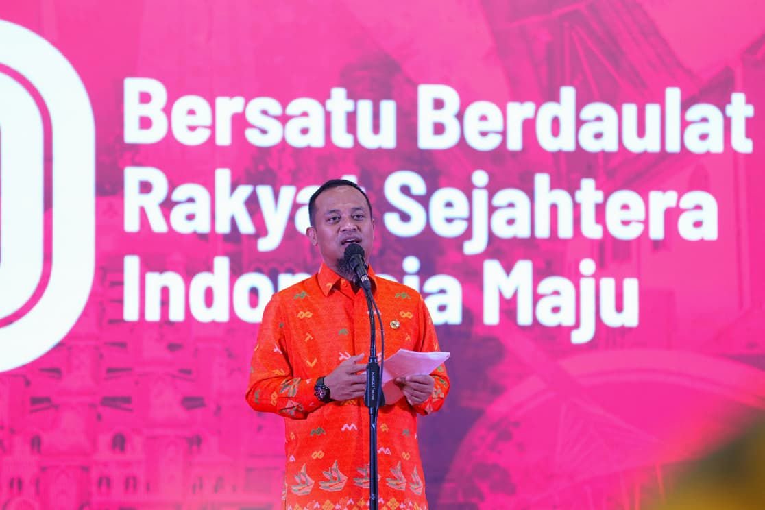 Andi Sudirman Sulaiman menyampaikan rasa prihatin yang mendalam atas musibah kebakaran di desa sorawako
